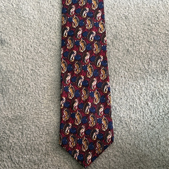 Kenneth Cole Red and Blue Patterned Tie - Picture 1 of 3